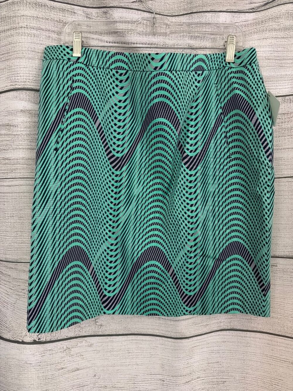 NWT Halogen Green & Navy Optical Illusion Skirt Size 16